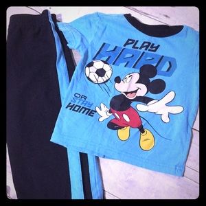 Mickey soccer outfit